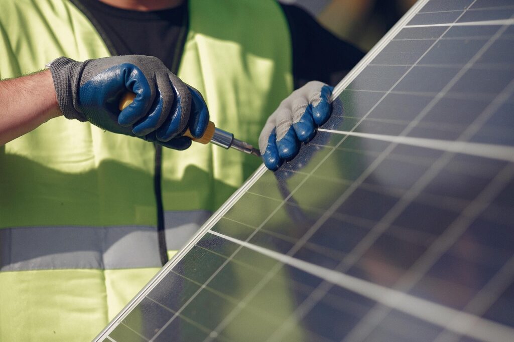 Solar Smart: Understanding Insurance for Home Photovoltaic Installations